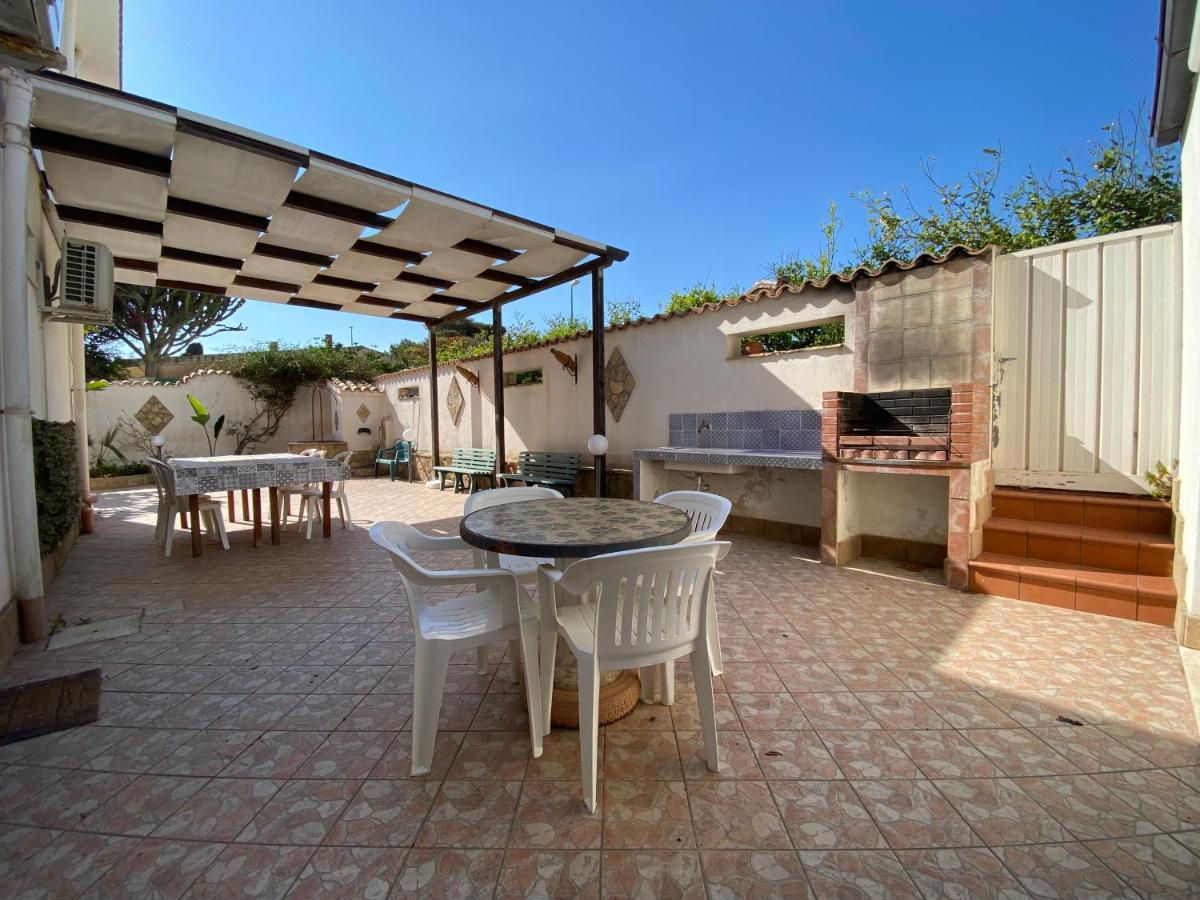 Holiday home 200m From The Sea - Large Private Patio With Bbq *