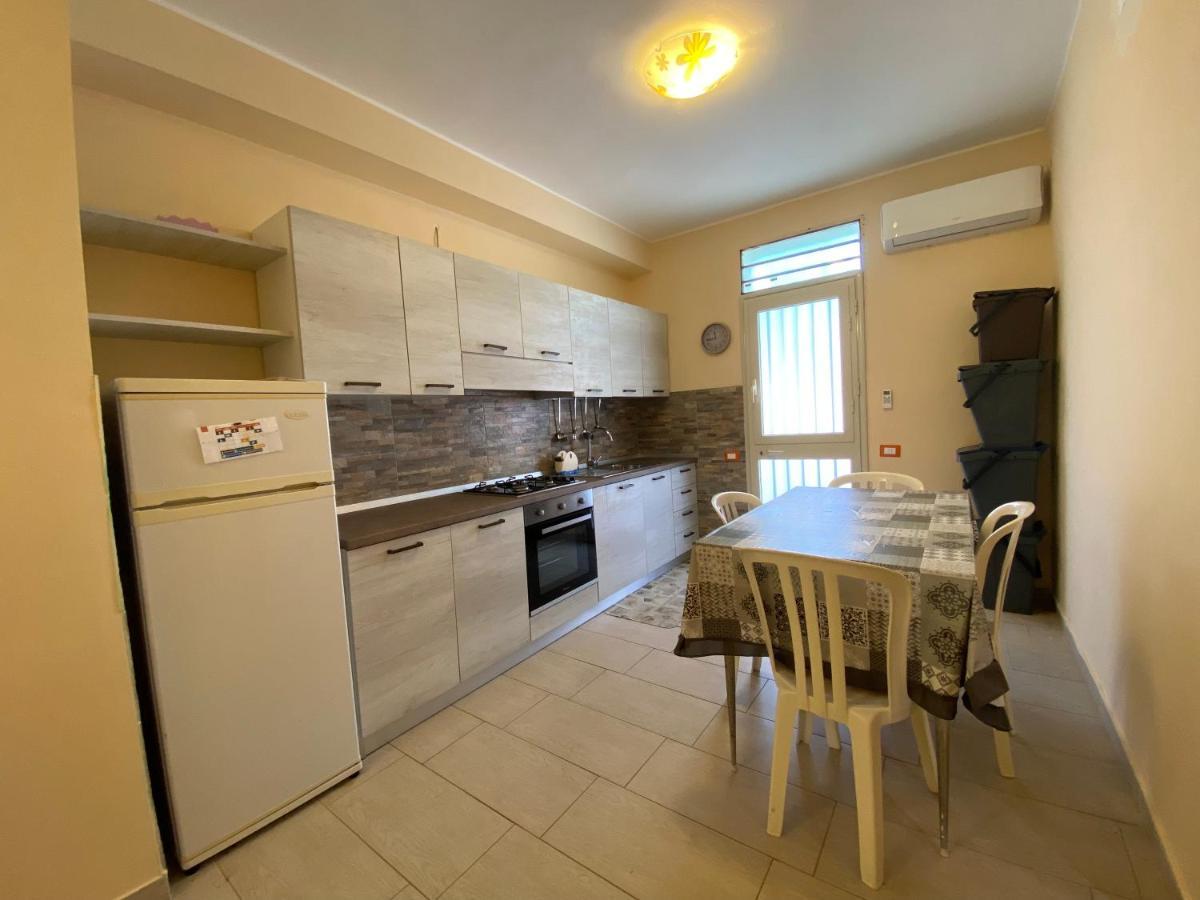 200m From The Sea - Large Private Patio With Bbq Holiday home *